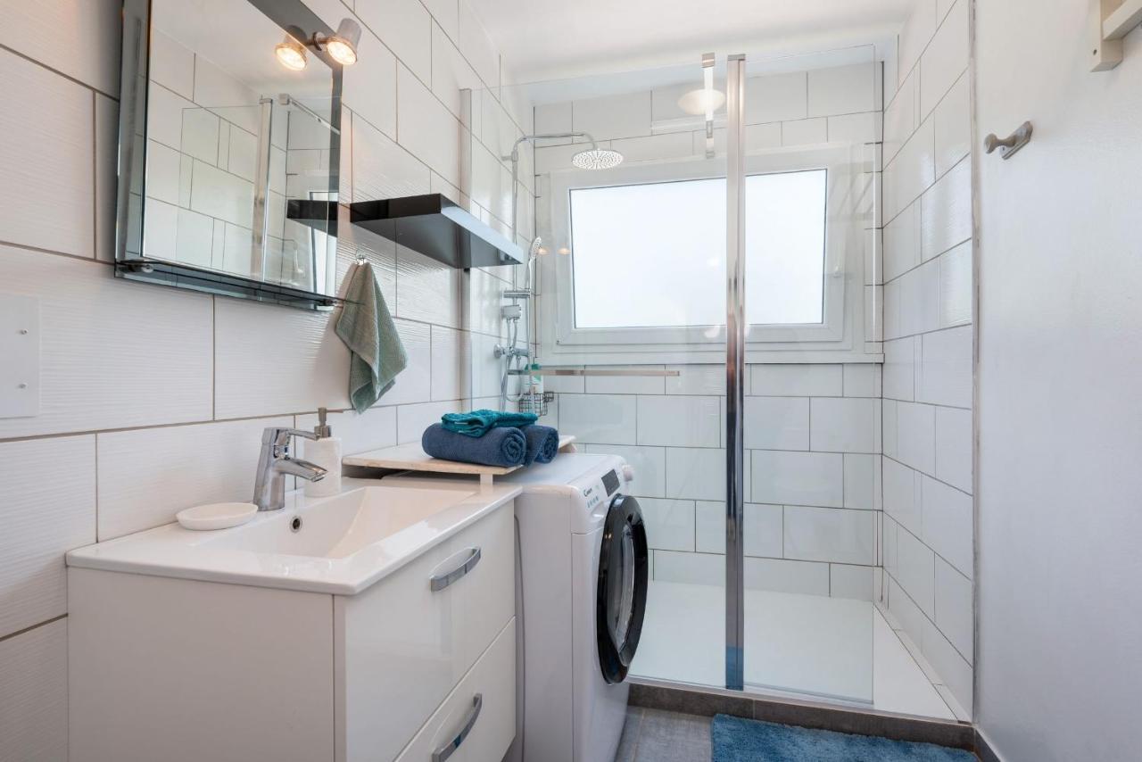 Ferienwohnung In The Sky - Casa Vostra - Caution 800 Eur & Id Requises - Ambilly Proche Tramway-Frontiere Exterior foto